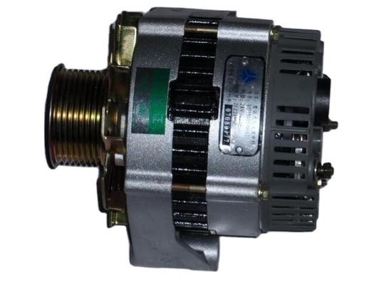 Sinotruk Howo Truck Engine Spare Parts 28v 70A VG1095094002 Alternator for Replacement