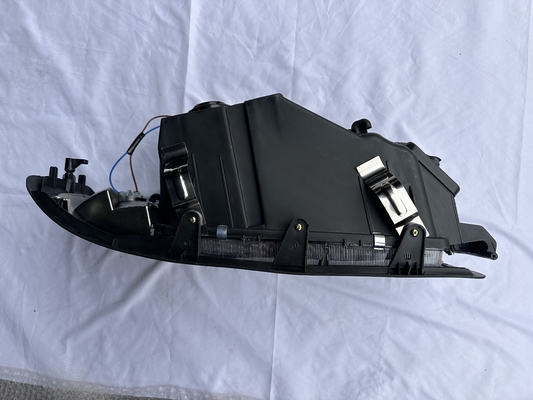 2012- Year SHACMAN F2000 Truck Headlights 81.25101.6289 Genuine and Long-Lasting Lamp