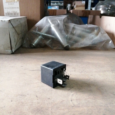 Affordable FAW Shacman Delong F3000 F2000 X3000 Relay 81.25902.0459 for Replace/Repair