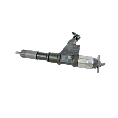 HOWO A7 Truck Diesel Engine Parts VG1246080106 Fuel Injectors 095000-8910 095000-8011