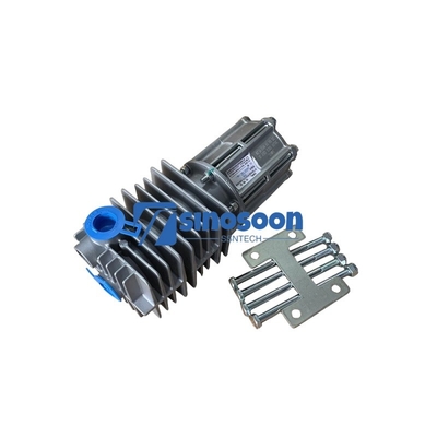 Shacman Truck Engine Parts Oil Water Separator DZ97259360017 for X3000 M3000 Durable