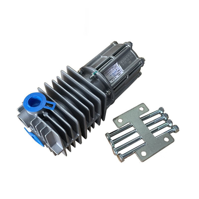 Shacman Truck Engine Parts Oil Water Separator DZ97259360017 for X3000 M3000 Durable