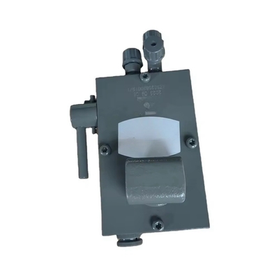 Hand Hydraulic Oil Pump Part Number AZ9525820019/1 for Chinese Sinotruk Howo Trucks