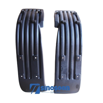 Truck Body Parts Mud Guard Right for Sinotruk Howo A7 Cabin Spare Parts WG1664230050