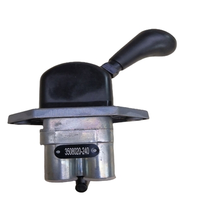 SINOTRUK CNHTC Hand Brake Valve 3508020-240 Replace/Repair Purpose Faw Spare Chasis Parts